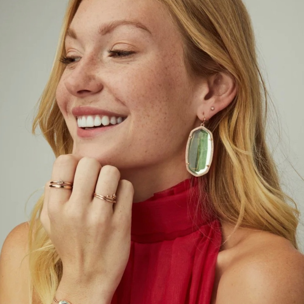 Kendra Scott Danielle Gold Drop Earrings In Dichroic Glass